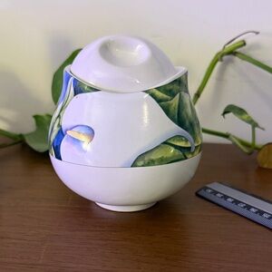 SANGO OBSESSION 4878 STONEWARE CALLA LILIES SUGAR BOWL WITH LID 4 1/4" TROPICAL